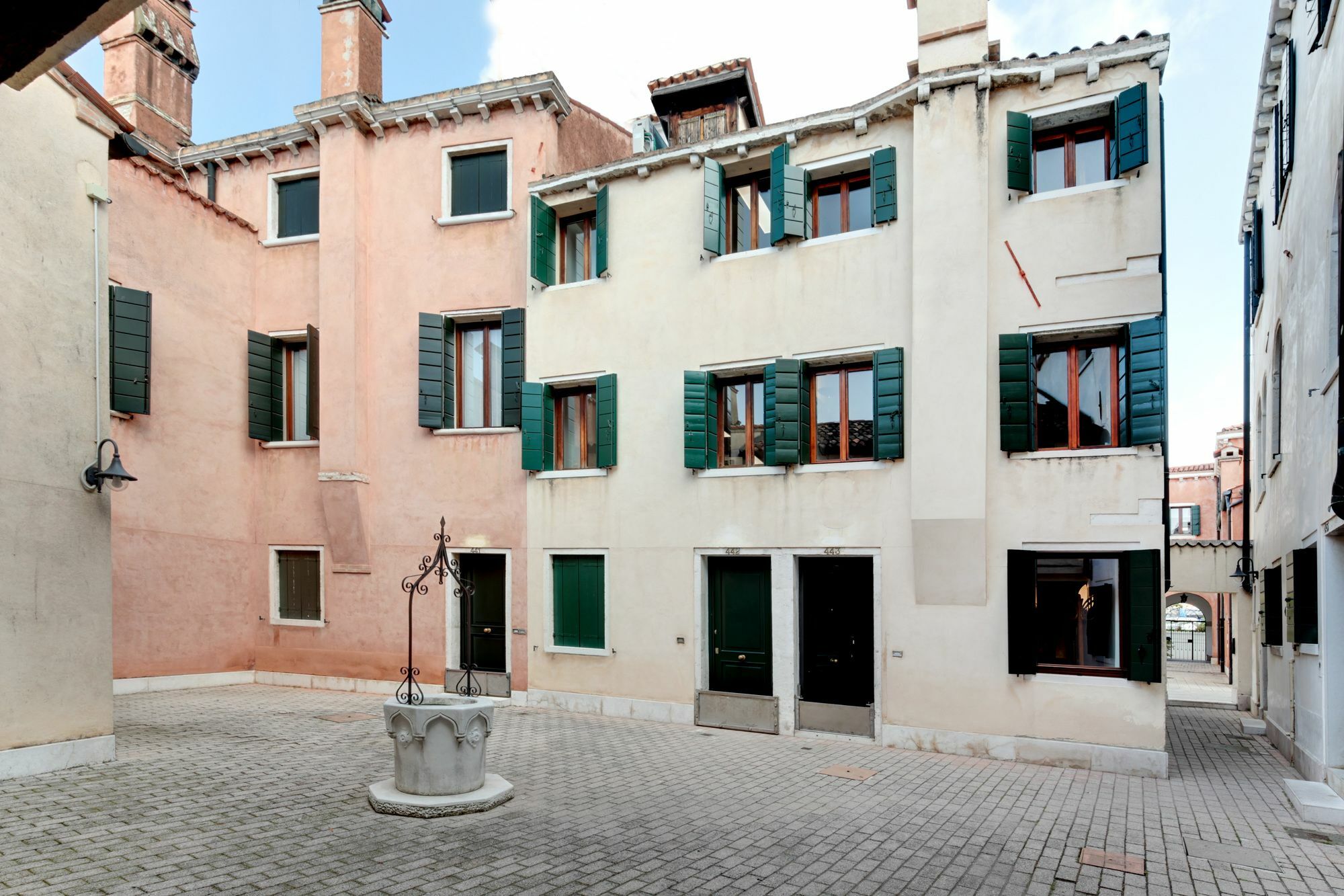 Piazzale Roma Venice Apartment Exterior photo